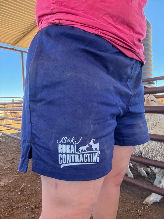 Drill cotton shorts with zip pockets