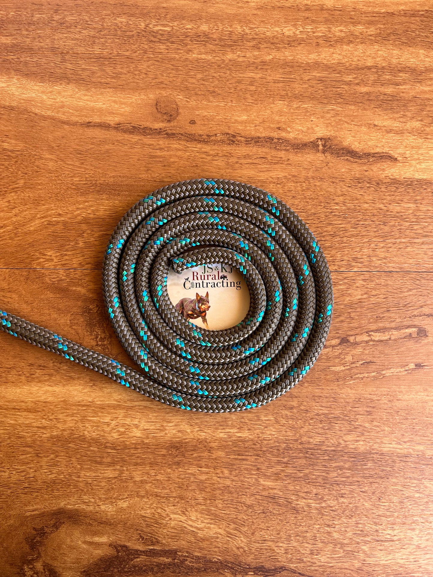 1.2m rope lead.