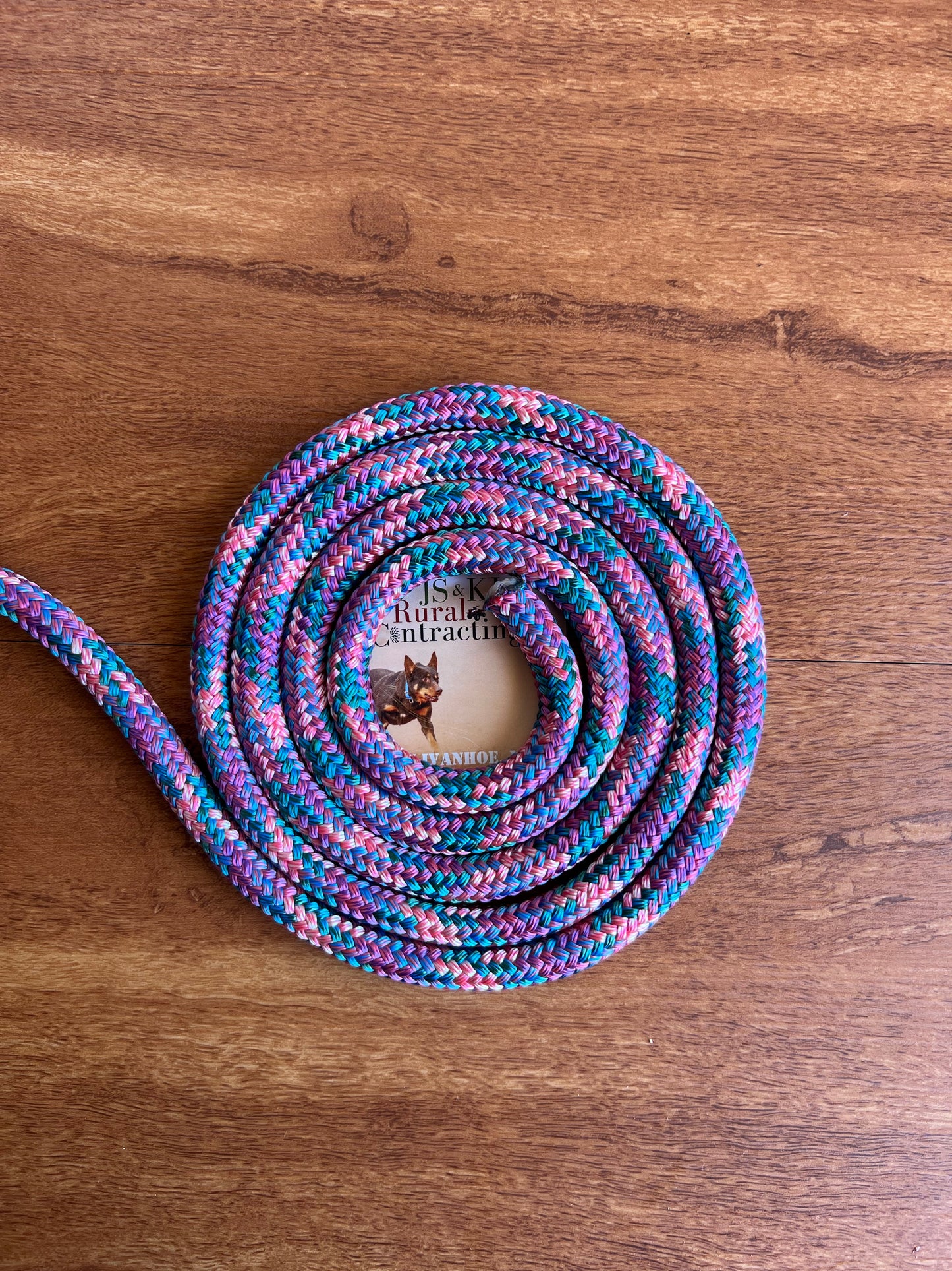 1.2m rope lead.