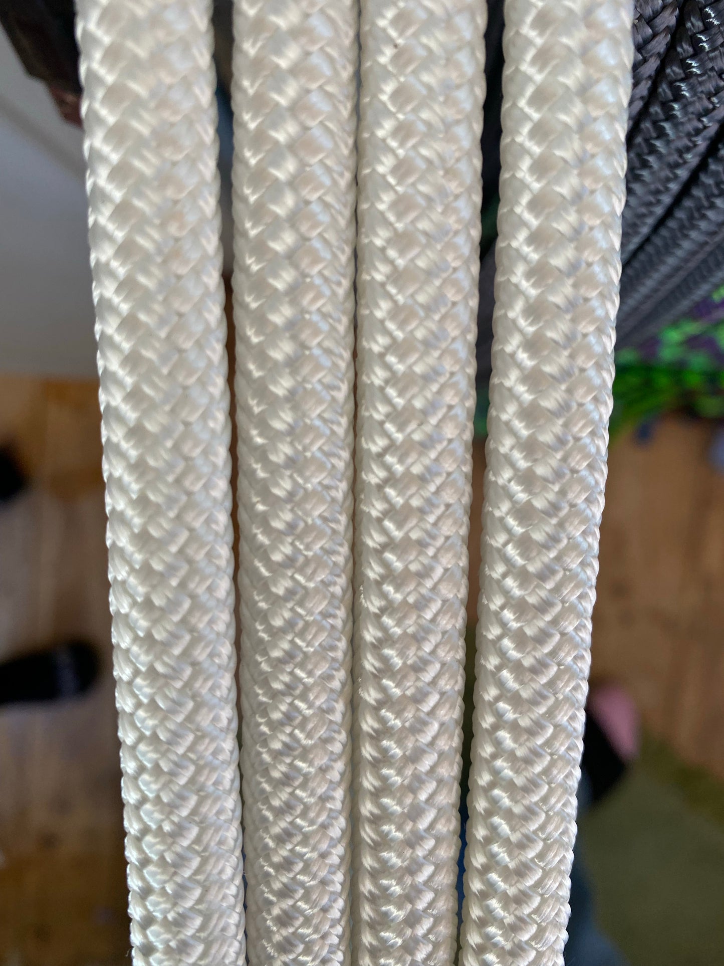 1.2m rope lead.